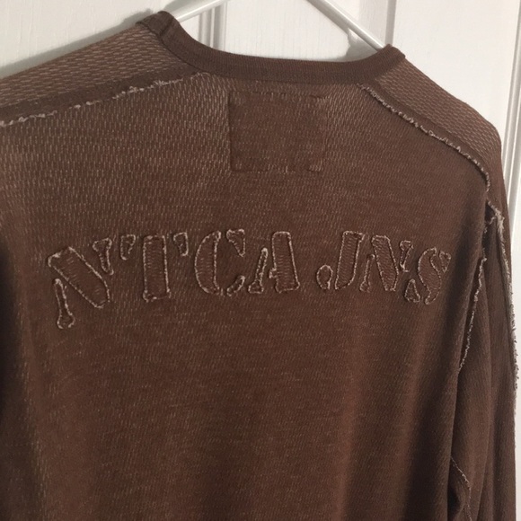 Nautica Jean Co. Dark Brown lightweight thermal long sleeve shirt, medium EUC - Picture 6 of 9